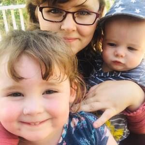 Meet your Posher, Becka